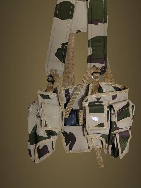 Camouflage_Tactical_Vest_Pouch