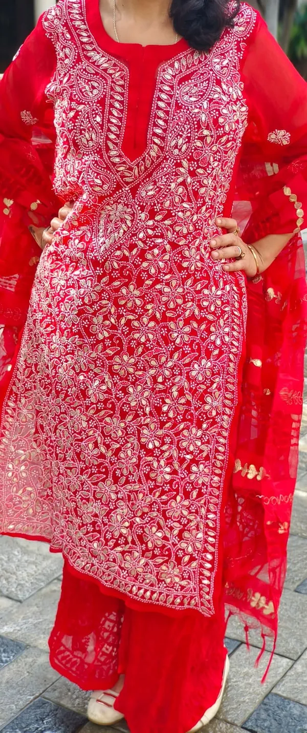 Red_Chikankari_Kurta_With_Gotapatti