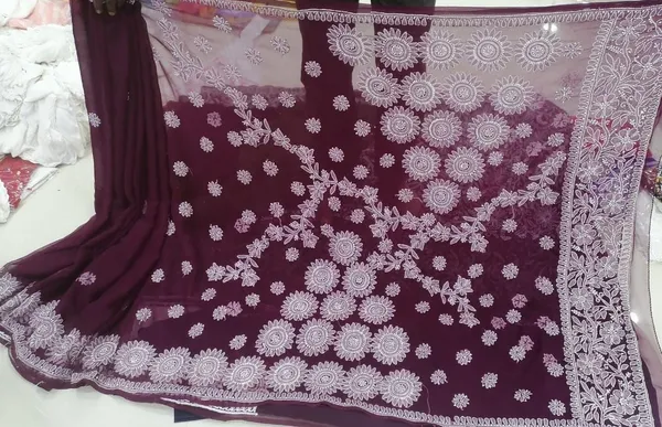 Wine_Chikankari_Saree_With_Hand_Embroidery