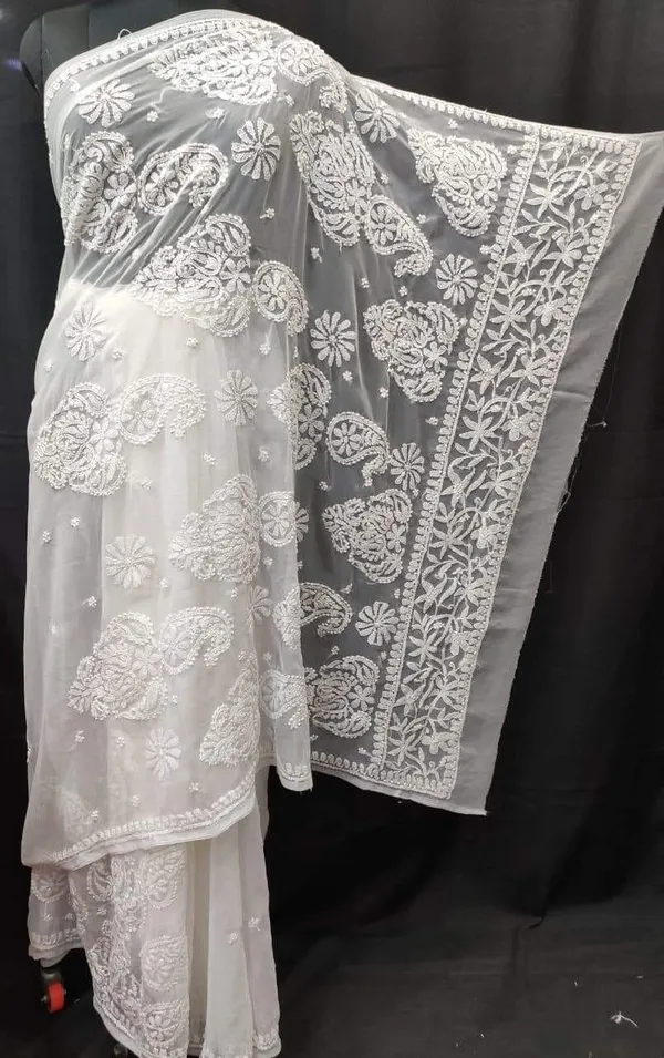 White_Chikankari_Saree_With_Hand_Embroidery