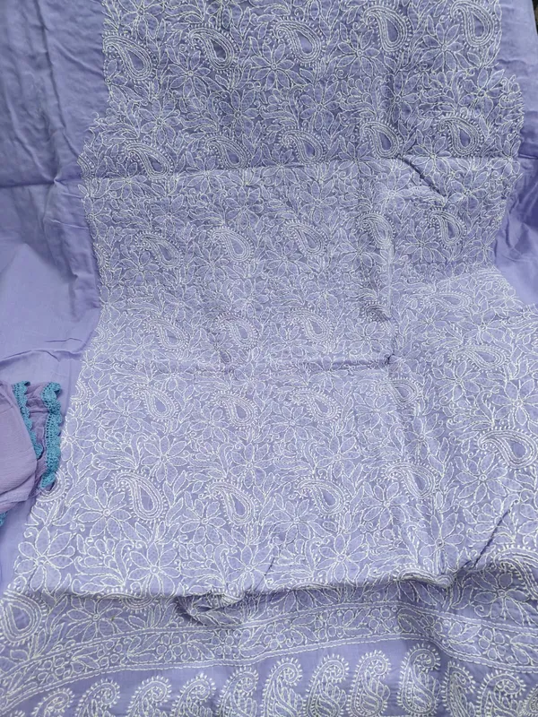 Lavander_Cotton_Chikankari_Suit_With_Hand_Embroidery