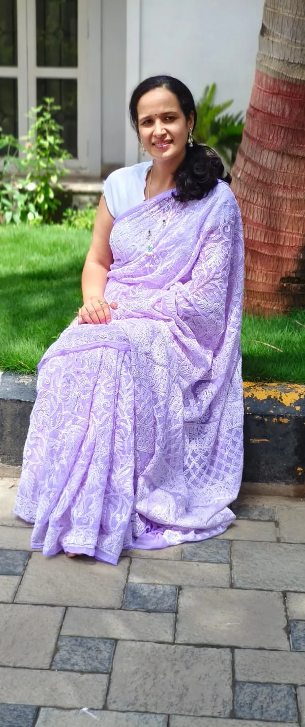 Purple_Chikankari_Saree_With_Jaal_Hand_Embroidery
