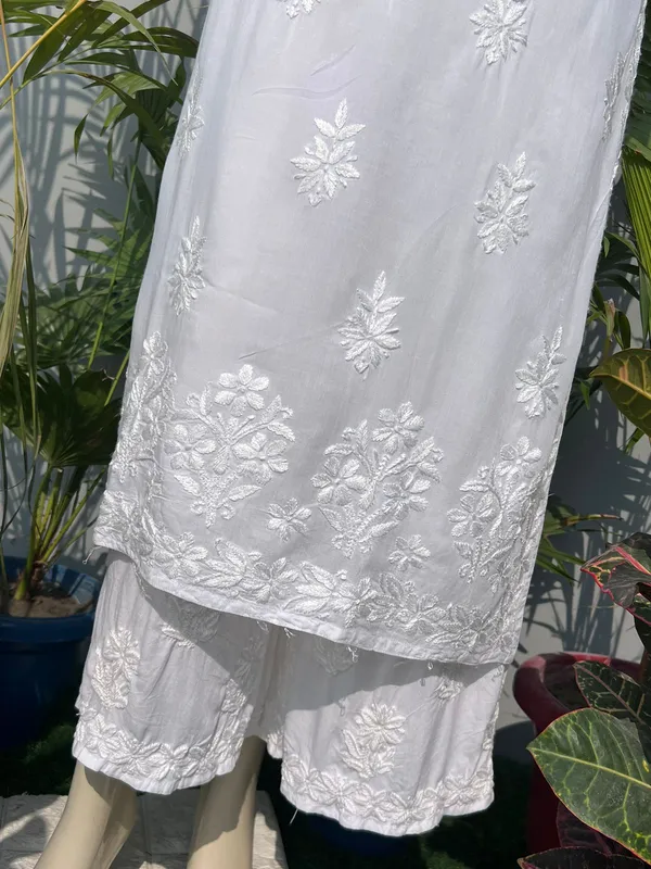White_Chikankari_Modal_Kurta