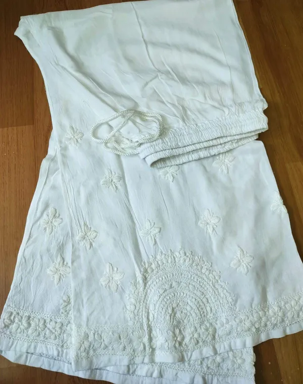 Off_White_Modal_Chikankari_Palazzo_With_Hand_Embroidery