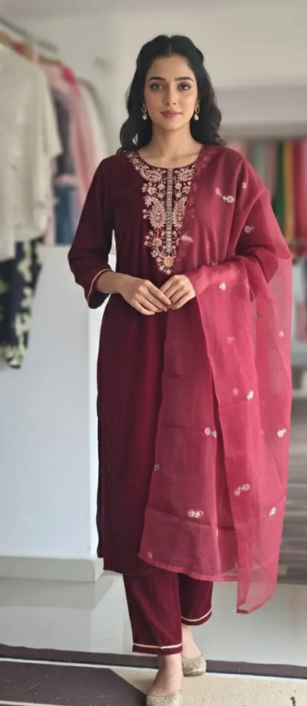 Maroon_Embroidered_Cotton_Kurta_Set_with_Chiffon_Dupatta_for_Women