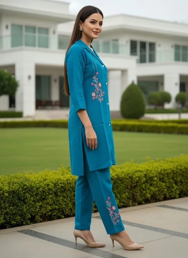 Teal_Embroidered_Kurta_Pant_Set