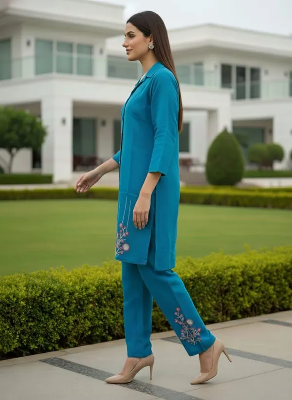 Teal_Embroidered_Kurta_Pant_Set