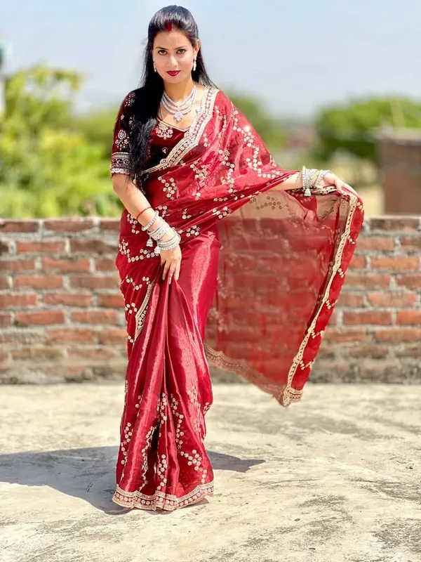 Maroon_Women_Premium_Embroidered_Partywear_Saree_Beautiful_Floral_Embroidered_Scallop_Border_Festival_Special_Saree_Trendy_Saree_2026_Saree_With_Golden_Sequins_Work_Designer_Blouse