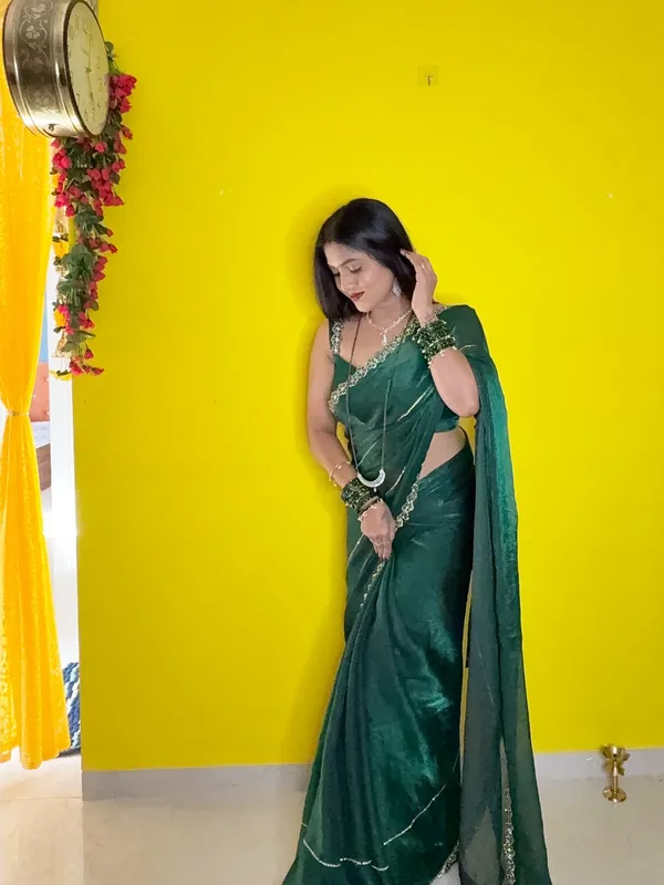 Fandy_Chiffon_Sarees_Green_Colour_Party_Wear_Sarees