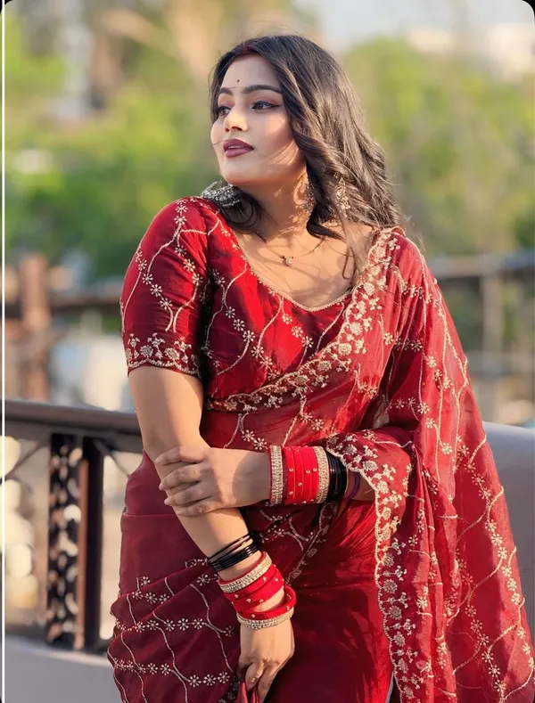 Maroon_Georgette_Saree_with_Intricate_Zari_&_Sequin_Embroidery