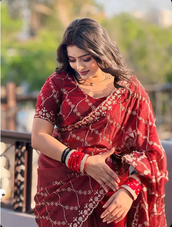 Maroon_Georgette_Saree_with_Intricate_Zari_&_Sequin_Embroidery