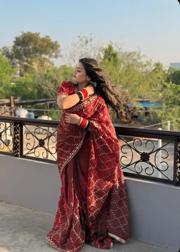 Maroon_Georgette_Saree_with_Intricate_Zari_&_Sequin_Embroidery