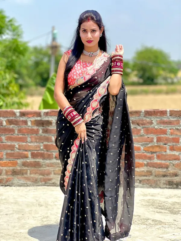 fendy_black_milan_new_fancy_designer_sareee_with_disgital_blouse