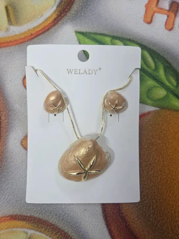 Gold_Tone_Floral_Necklace_And_Earrings_Set_for_Women