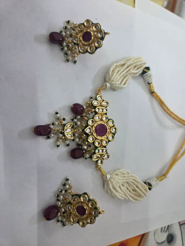 Maroon_Kundan_Bridal_Necklace_Set_for_Women