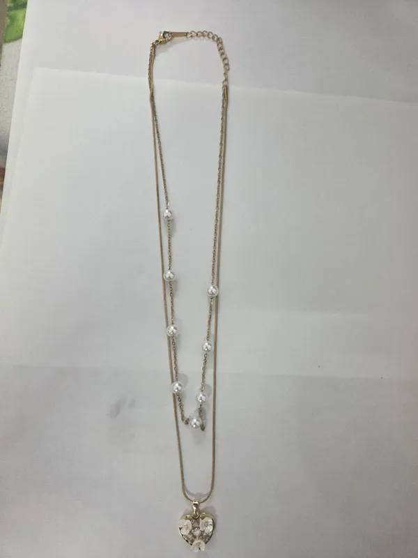 Silver_Tone_Layered_Heart_Pendant_Necklace_for_Women
