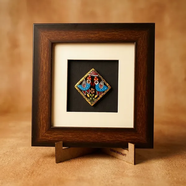 Tikuli_Bird_Frame