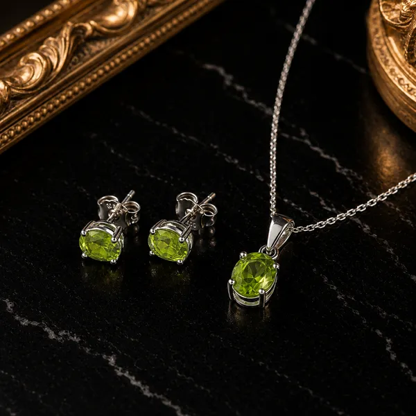 Peridot_Earring_And_Pendant_Set