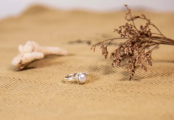 Pearl_Ring
