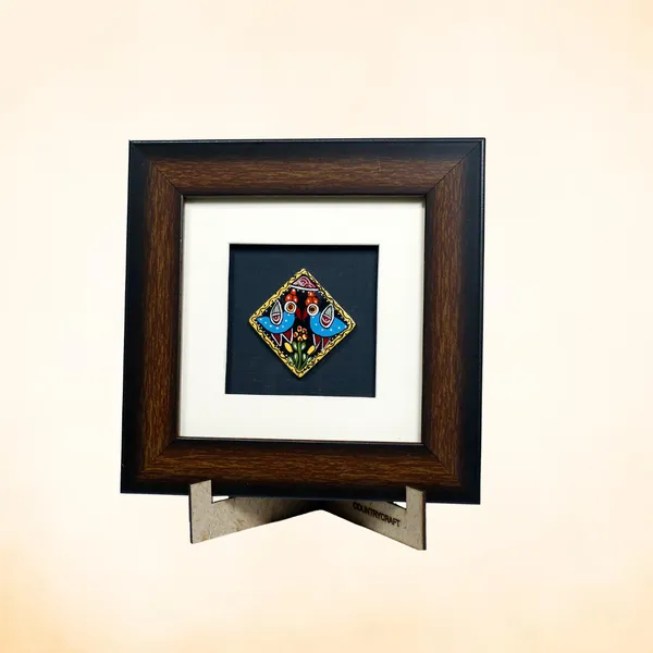 Tikuli_Bird_Frame