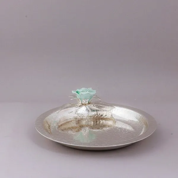 Auriesta_Flower_Round_Tray_-_Premium_Metallic_Serving_Tray_With_Decorative_Glass_Handle