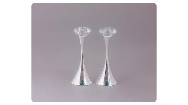 Pair_Of_Elegant_Silver-Plated_Candle_Holders_With_Crystal_Tops