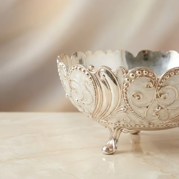 Auriesta_Designer_Silver-Plated_Decorative_Bowl_With_Footed_Base