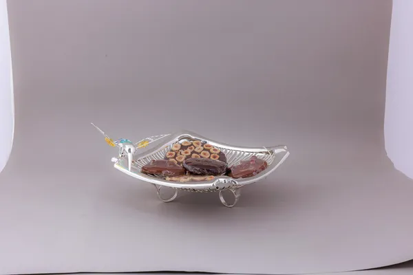 Silver-Plated_Decorative_Bowl_With_Intricate_Peacock_Design_And_Stand