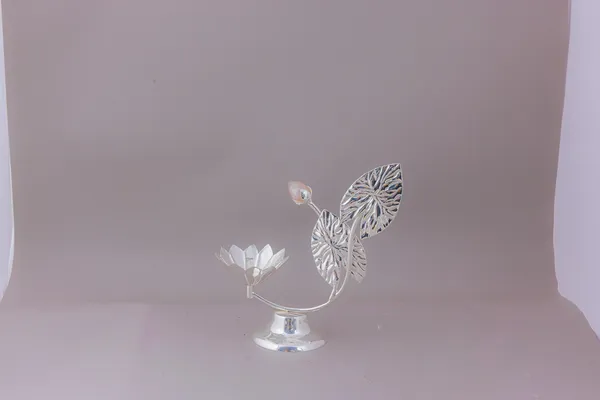 Crystal_Butterfly_And_Lotus_Flower_Decorative_Showpiece