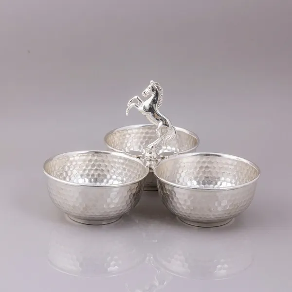 Auriesta_Horse_Knob_Bowl_-_Silver_Decorative_Serving_Bowl_Set_Of_3_With_Red_Floral_Design_(Item_Code:_1235)
