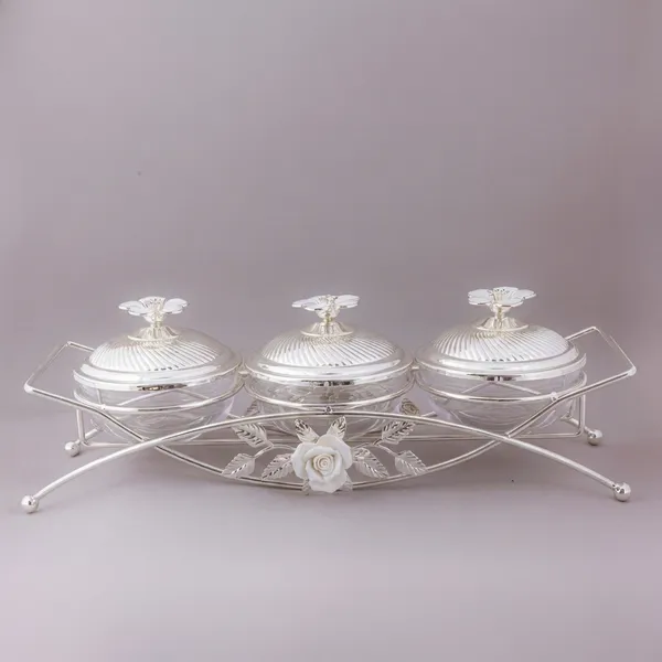Premium_Stainless_Steel_Triple_Serving_Set_With_Stand_-_3_Covered_Bowls_With_Decorative_Lids_And_Warming_Tray