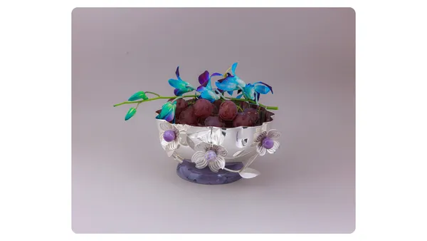 Decorative_Fruit_Bowl_With_Floral_Design