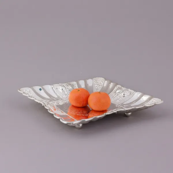Silver_Decorative_Serving_Tray_With_Orange_Balls