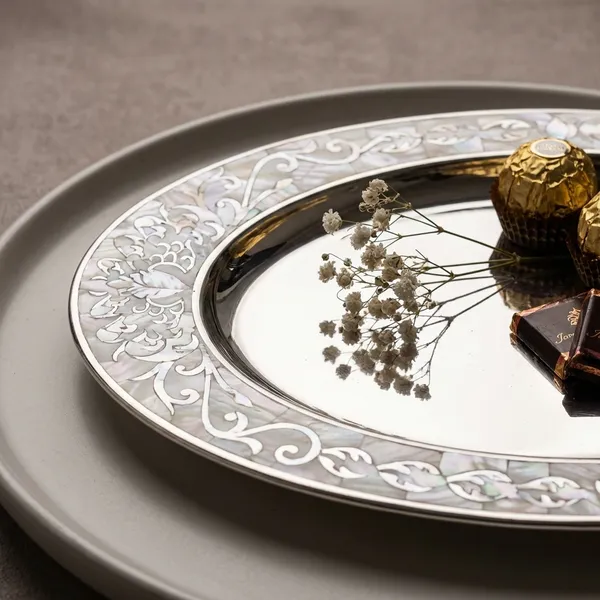 Oval_Serving_Tray_-_Nqp_White_Small