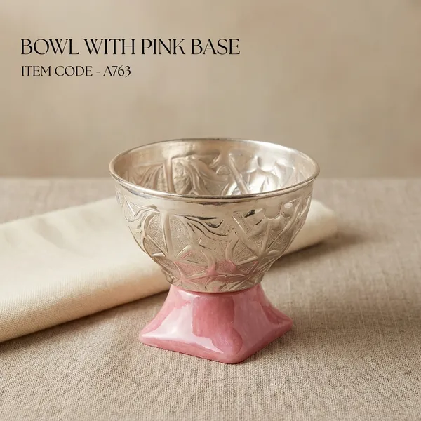 Auriesta_Crystal_Cut_Glass_Bowl_With_Pink_Geometric_Base