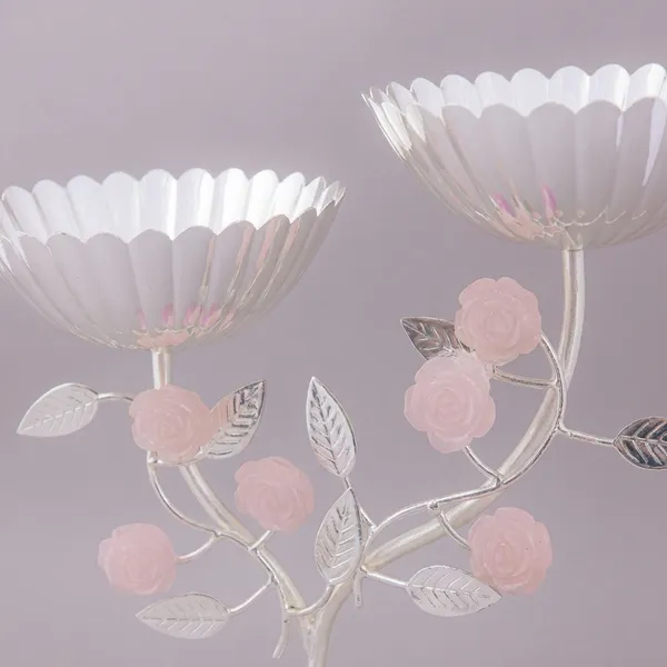 Elegant_Pink_&_White_Decorative_Serving_Stand_With_Floral_Design