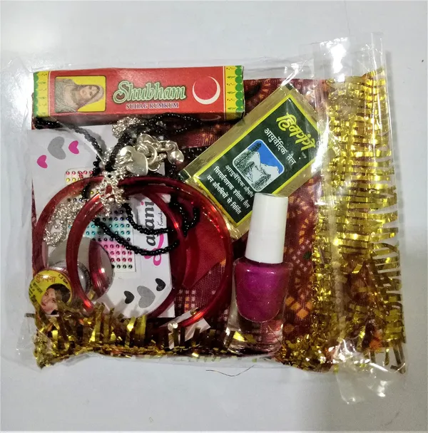 Red_Traders_Durga_Maa_Shringar_Set_A_Complete_Kit_Of_17_Items_For_Decorating_Durga_Mata_This_Navratri