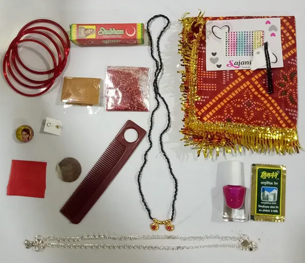 Red_Traders_Durga_Maa_Shringar_Set_A_Complete_Kit_Of_17_Items_For_Decorating_Durga_Mata_This_Navratri