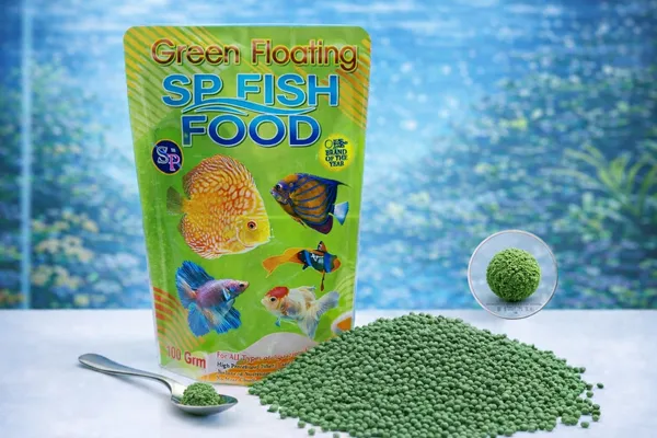 Green_Floating_Nutrientrich_Pellets_For_Aquarium_Fish_100Gm