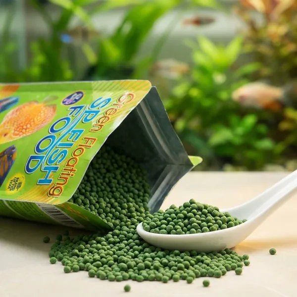 Green_Floating_Premium_Aquatic_Pellets_For_Tropical_Fish_100_grm