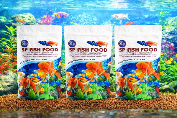 Sp_Floating_Pallate_For_All_Fishes_1._8Mm_180Gm_Pouch_For_All_Types_Of_Aquarium_Fish_High_Protein_And_Fiber_Added_Vitamins