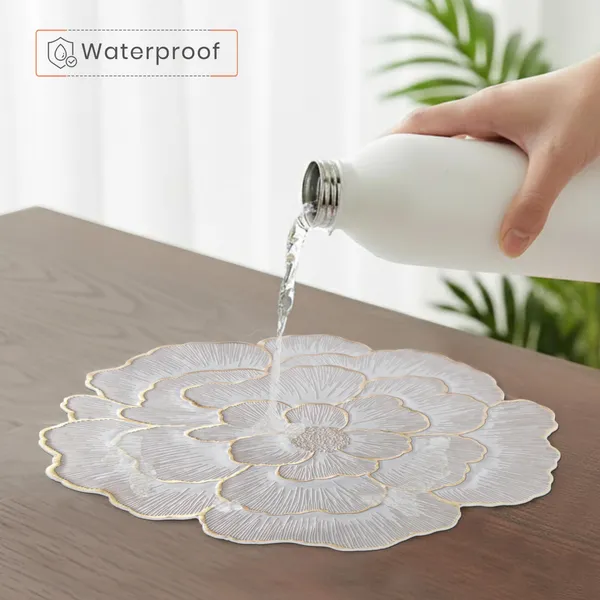 Off_White_Flower-Shaped_Decorative_Placemat_Set_With_Gold_Border