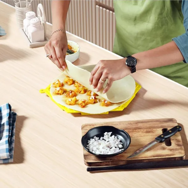 Multicolor_Hexagonal_Silicone_Trivet_Hot_Pad_-_Heat_Resistant_Kitchen_Mat