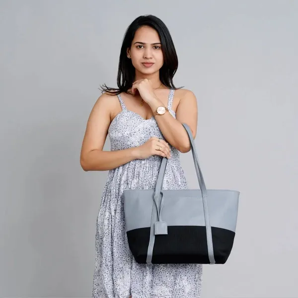 Light_Blue_Pu_Leather_Vienna_Luxury_Handbag_For_Women