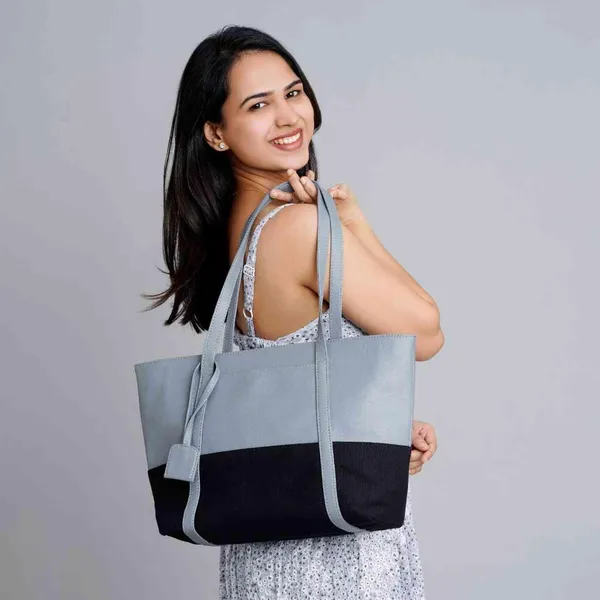 Light_Blue_Pu_Leather_Vienna_Luxury_Handbag_For_Women