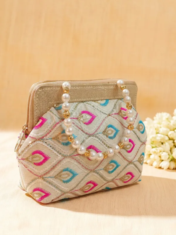 Elegant_Embroidered_Handbag_|_Off-White_Pearl_Handle_Clutch_|_Premium_Ethnic_Purse_&_Festive_Bag