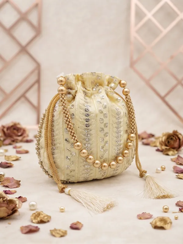 Exquisite_Traditional_Wedding_Purse_Embroidered_Potli_Bag