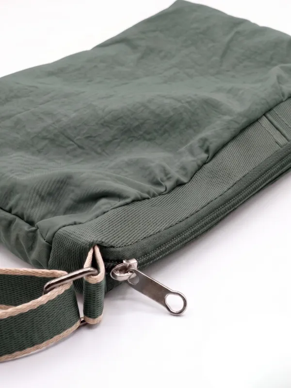 Minimalist_Dark_Green_Crossbody_Bag_Sling_&_Nylon_Shoulder_Bag