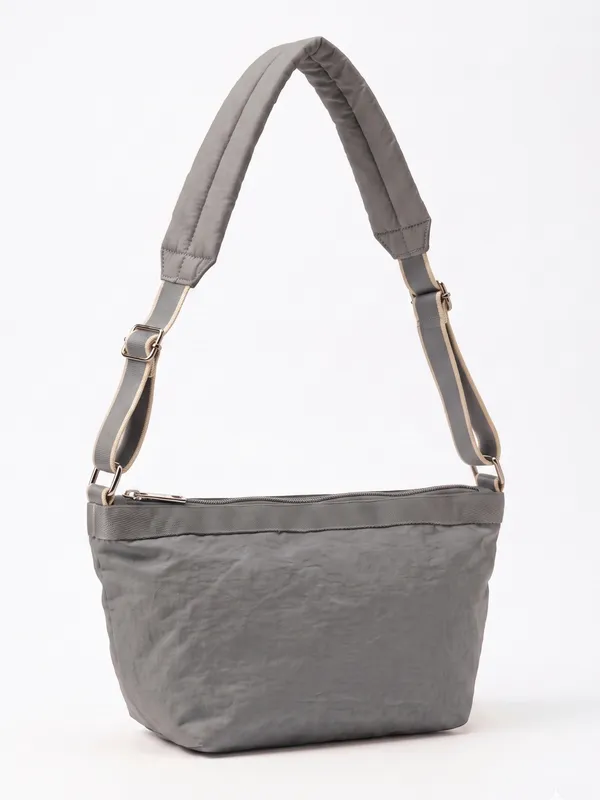 Minimalist_Grey_Crossbody_Bag_Sling_&_Nylon_Shoulder_Bag