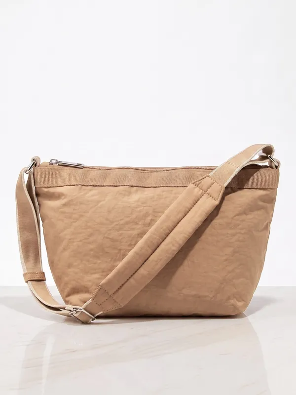 Minimalist_Dusty_Brown_Crossbody_Bag_Sling_&_Nylon_Shoulder_Bag